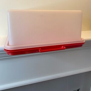 Rare find- Vintage Tupperware Square Sheet Cake Keeper